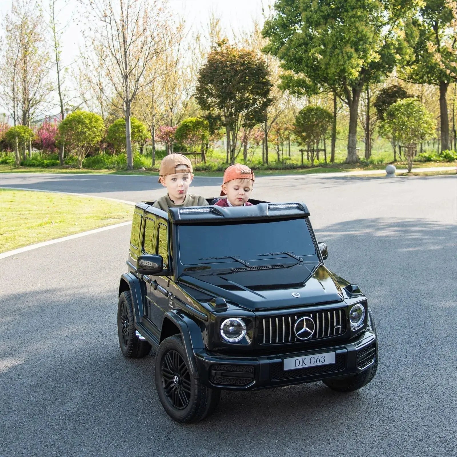 Freddo 24V 4x4 Mercedes Benz G63 AMG 2 Seater G Wagon Ride on Car