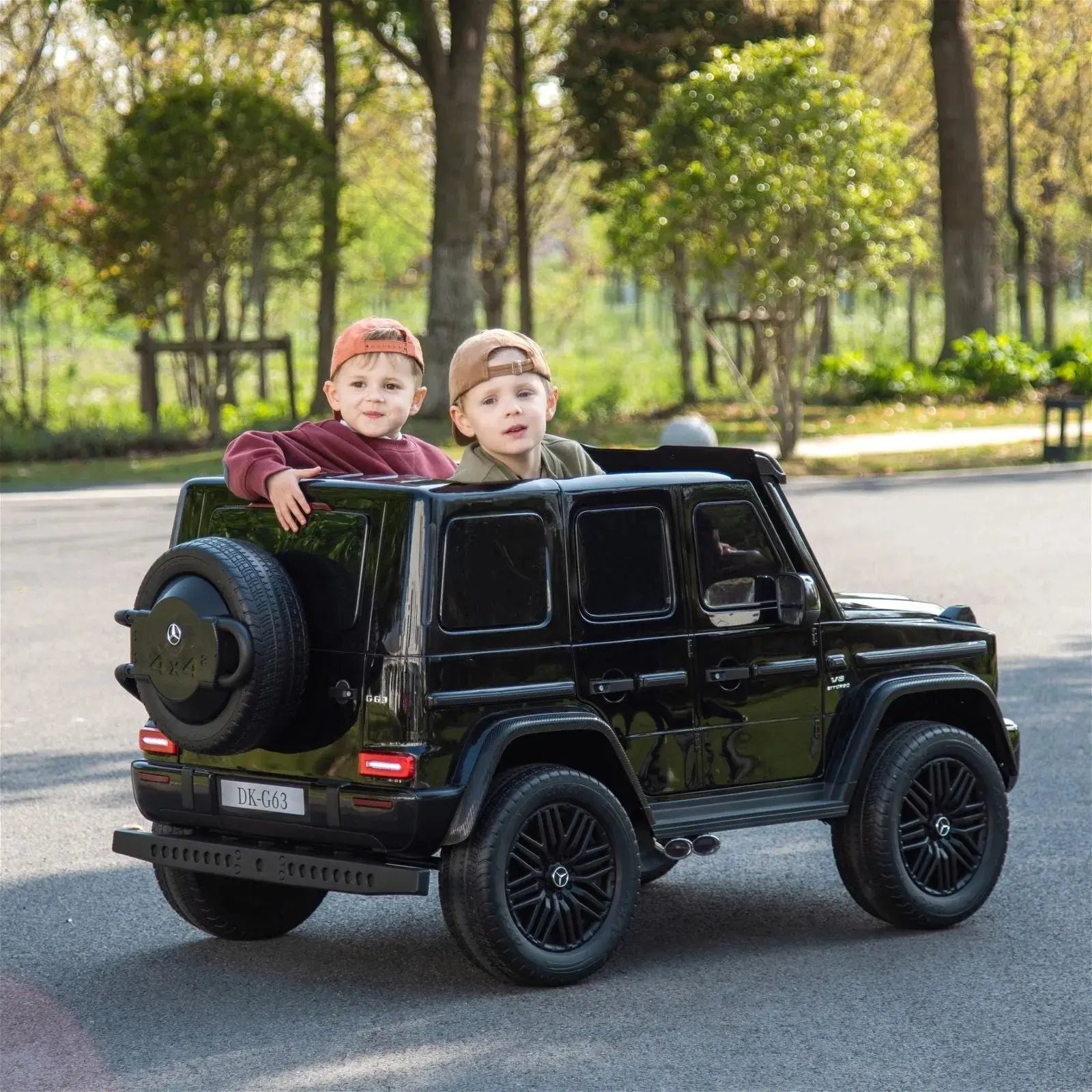 Freddo 24V 4x4 Mercedes Benz G63 AMG 2 Seater G Wagon Ride on Car